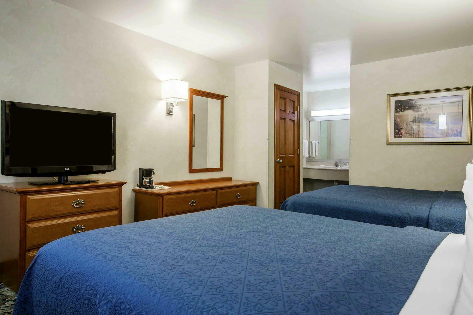 Quality Inn Lake George Luaran gambar